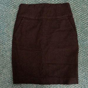 ✖️SOLD✖️Banana Republic Pencil Skirt with Stretch